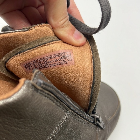 Vionic - Abigail Lace And Zip Up Pewter Metallic Lightweight Leather Sneaker SZ8 - Picture 10 of 16